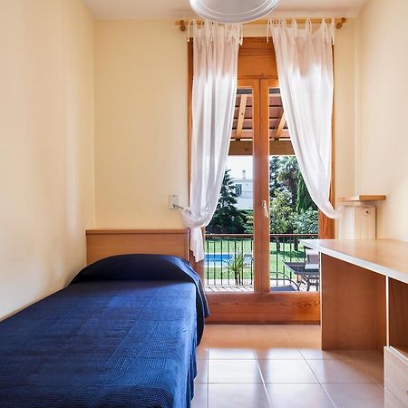 Harmony House Villa โรเซส ภายนอก รูปภาพ