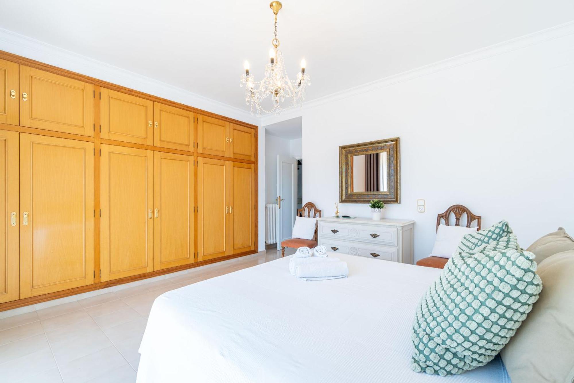 Harmony House Villa โรเซส ภายนอก รูปภาพ